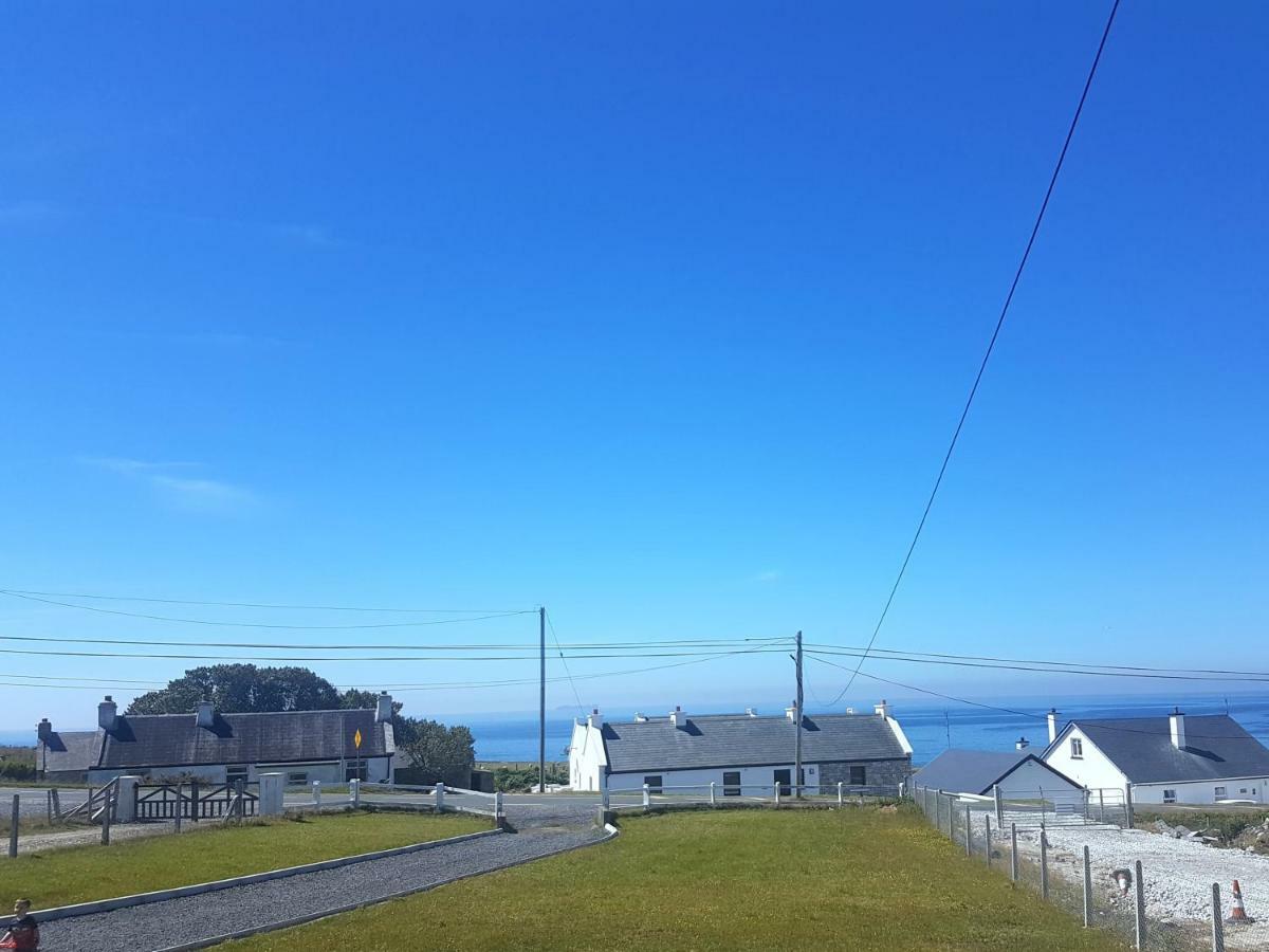 Wild Atlantic Way Cottage Dooagh Экстерьер фото