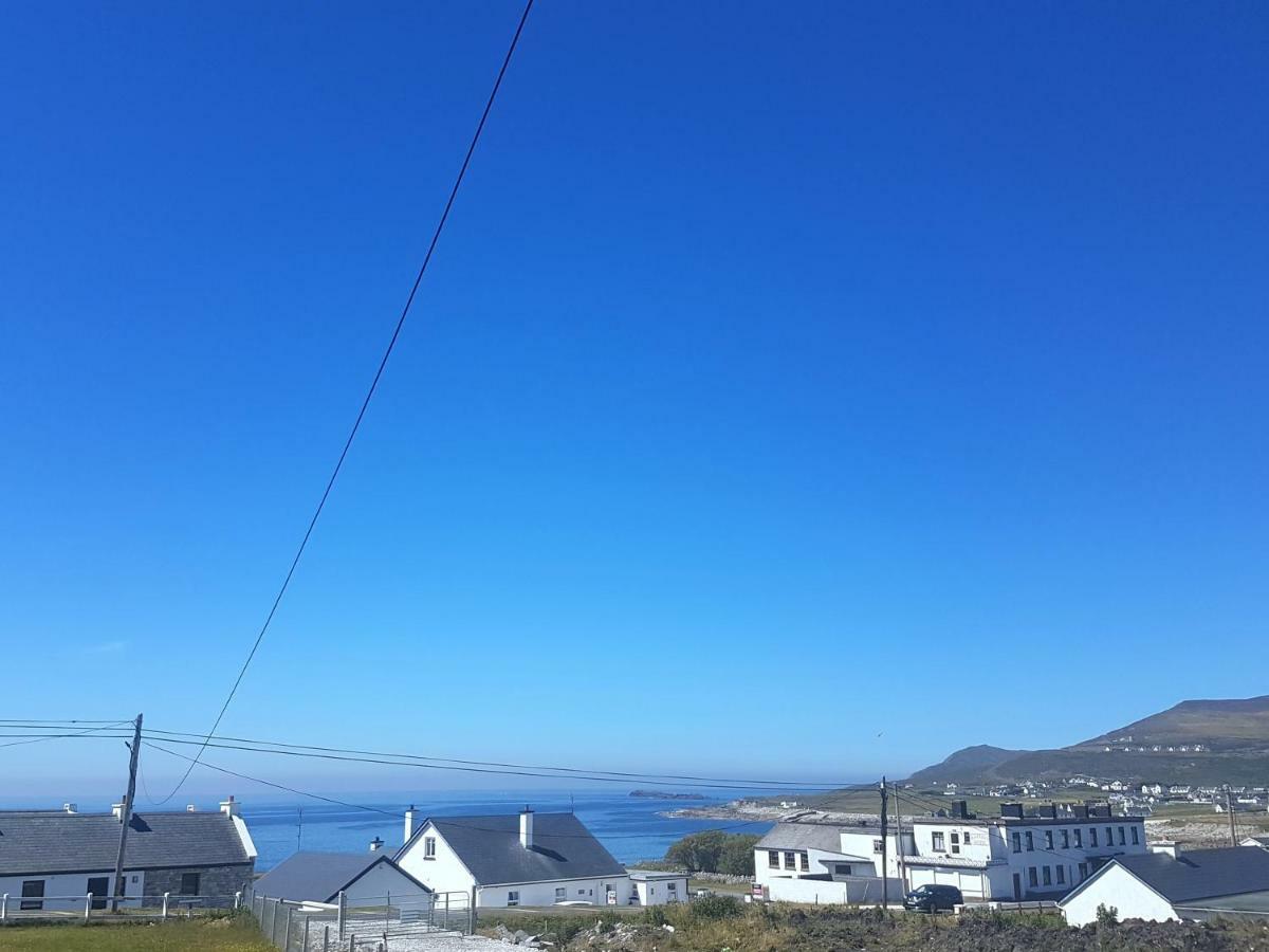 Wild Atlantic Way Cottage Dooagh Экстерьер фото